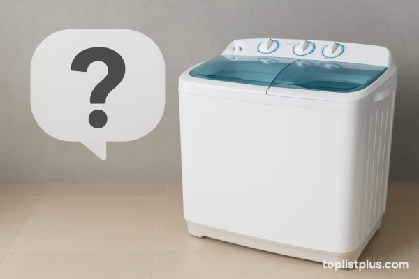 เครื่องซักผ้า 2 ถัง ราคาไม่เกิน 3000 ยี่ห้อไหนดี ตั้งอยู่บนพื้นกระเบื้องพร้อมสัญลักษณ์คำถามด้านข้าง