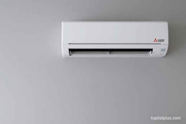 แอร์มิตซูบิชิ 18000 BTU รุ่นไหนดี ติดตั้งบนผนังห้อง สีขาวดีไซน์ทันสมัย