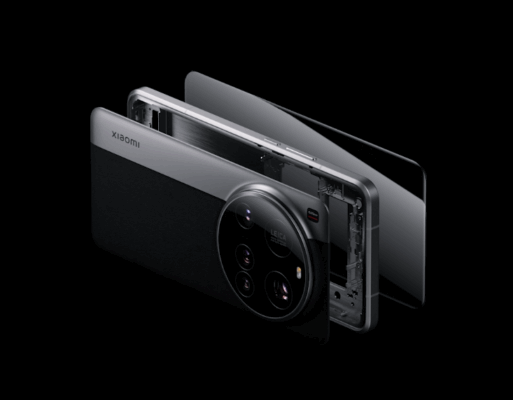 Xiaomi 15 Ultra vs Xiaomi 15: ภาพด้านหลังสมาร์ทโฟนสีดำเงิน (คาดว่าเป็นรุ่น Ultra) ที่แสดงการแยกชิ้นส่วนของตัวเครื่องและกล้องหลัง LEICA แบบโมดูลขนาดใหญ่