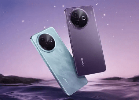 ทำไม vivo ถึงได้รับความนิยมในไทย ภาพเปรียบเทียบสมาร์ทโฟน vivo ดีไซน์พรีเมียม 2 เครื่อง สีม่วงและสีฟ้าอ่อน มีโมดูลกล้องวงกลมขนาดใหญ่ ลอยอยู่เหนือผิวน้ำในฉากหลังที่เป็นท้องฟ้ายามค่ำคืน