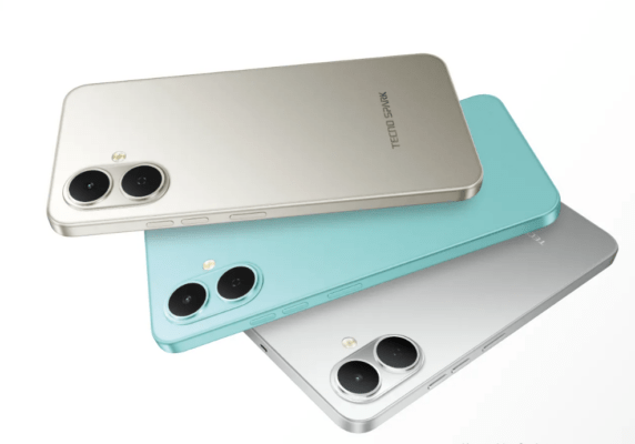 โทรศัพท์มือถือ TECNO รุ่น Spark ที่ซ้อนทับกันสามเครื่องจากมุมมองด้านหลังในสีทอง สีฟ้าเทอร์ควอยซ์ และสีเงิน ซึ่งแสดงให้เห็นถึงความหลากหลายของผลิตภัณฑ์ใน ประวัติแบรนด์ TECNO